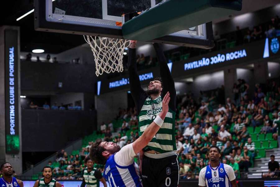 Sporting igualou meias-finais do campeonato