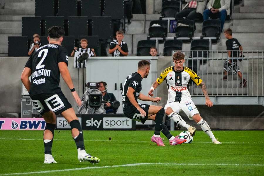 14. Runde der ADMIRAL Bundesliga: Topspiel in Graz, Traditionsduell in Wien