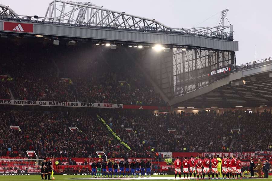 Responsáveis do United pensam na demolição do mítico Old Trafford