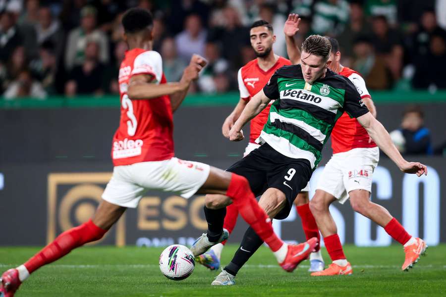 Gyökeres continua a forçar saída do Sporting