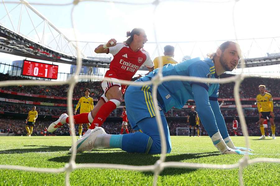 Calafiori segna il gol del pari