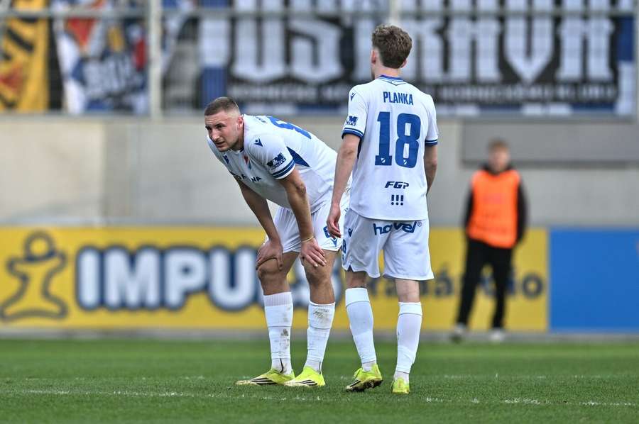 Baník hazarduje se záchranou v první lize.