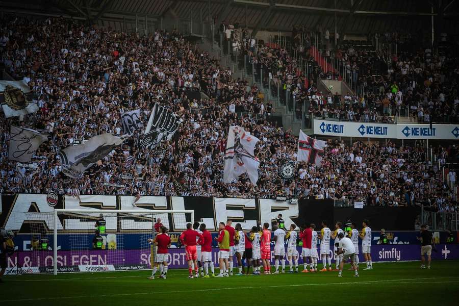 Topspiel-Atmosphäre garantiert: Der LASK lädt am Sonntag zum Bundesligagipfel mit Red Bull Salzburg.