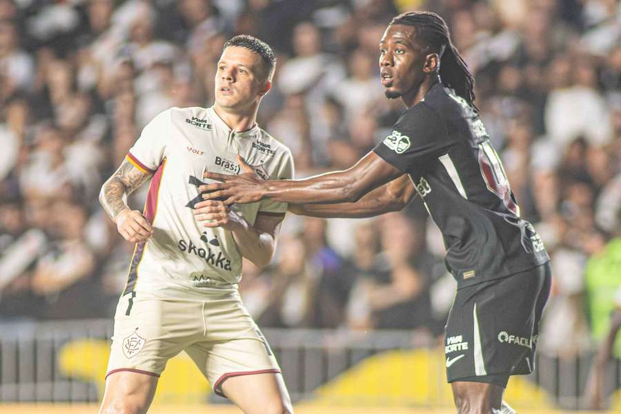 Na ida, o Vasco venceu o Vitória por 1 a 0 Na ida, o Vasco venceu o Vitória por 1 a 0