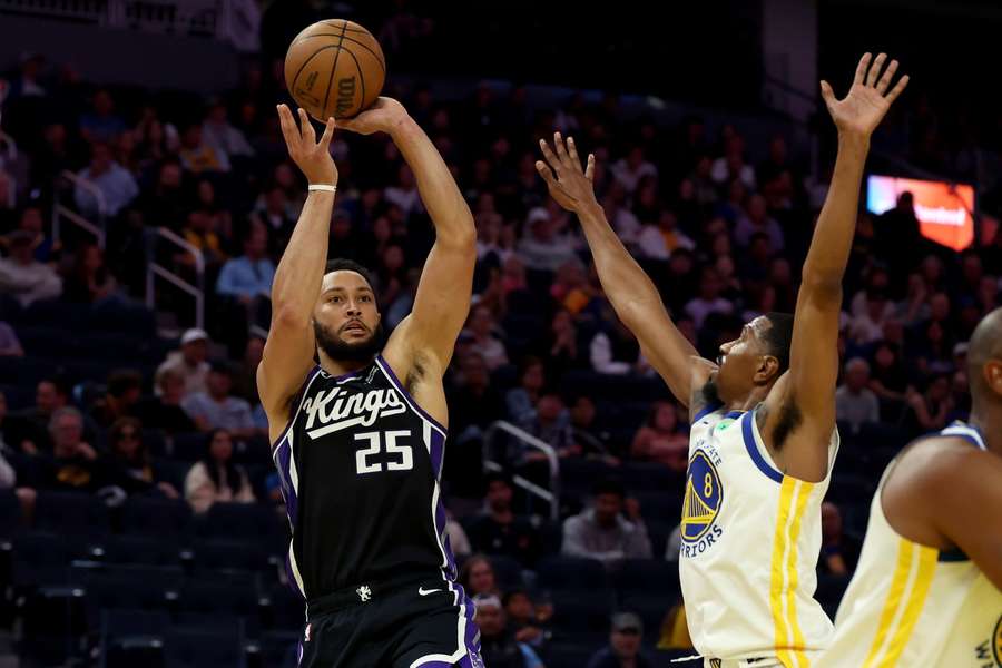 Kings' Ben Simmons shoots a jump shot against the Golden State Warriors during the 2026 NBA Preseason