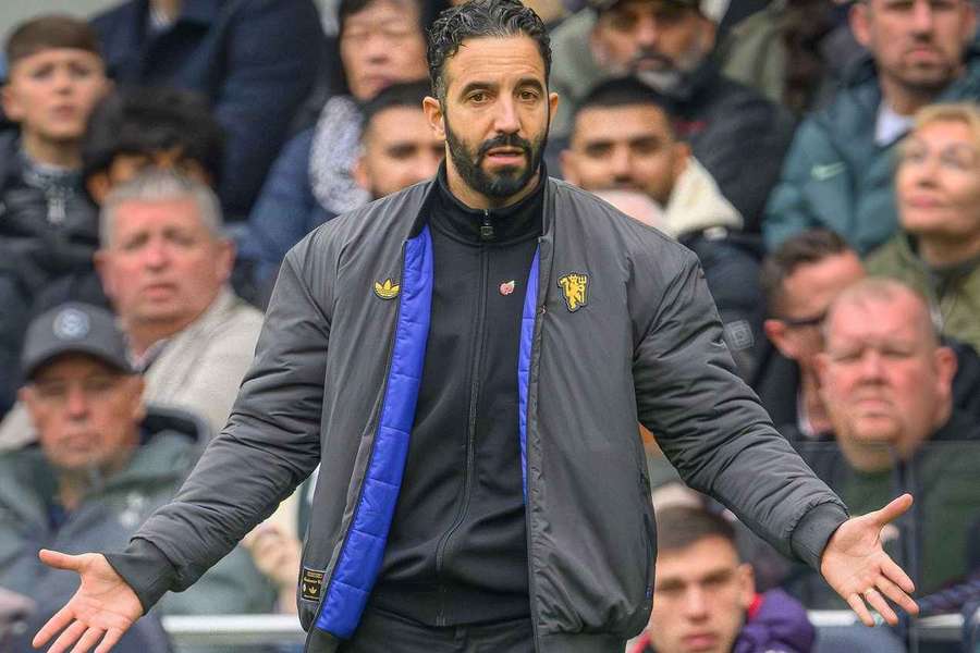 Amorim discusses Man Utd midfield transfer search