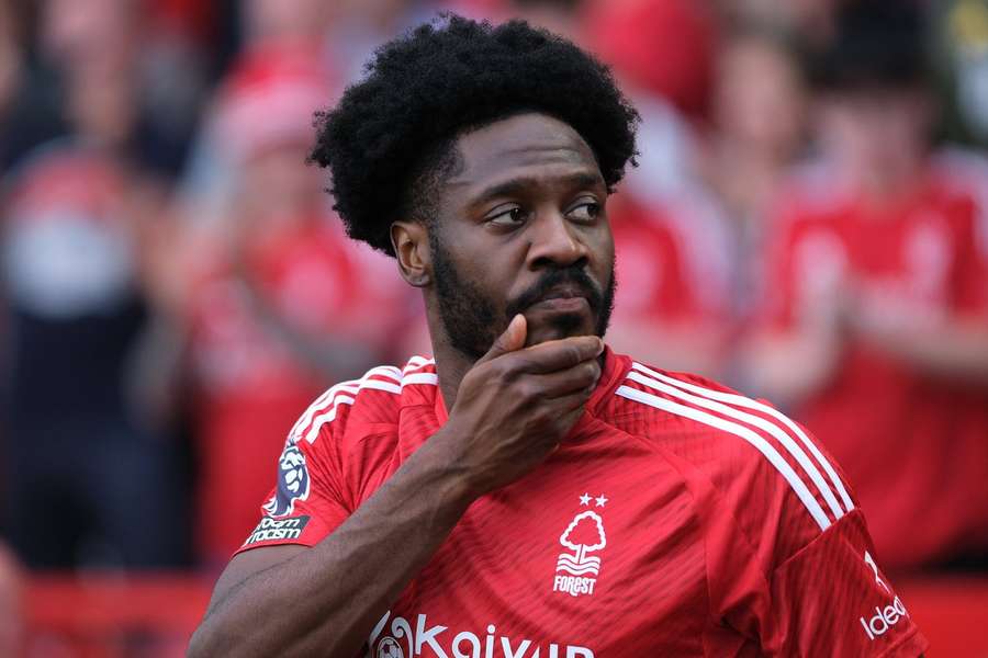 Ola Aina "over the moon" as he signs new deal with Nottingham Forest until 2028