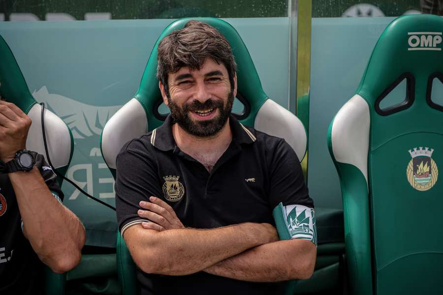 Luís Freire promete Rio Ave com argumentos “para ferir” o FC Porto