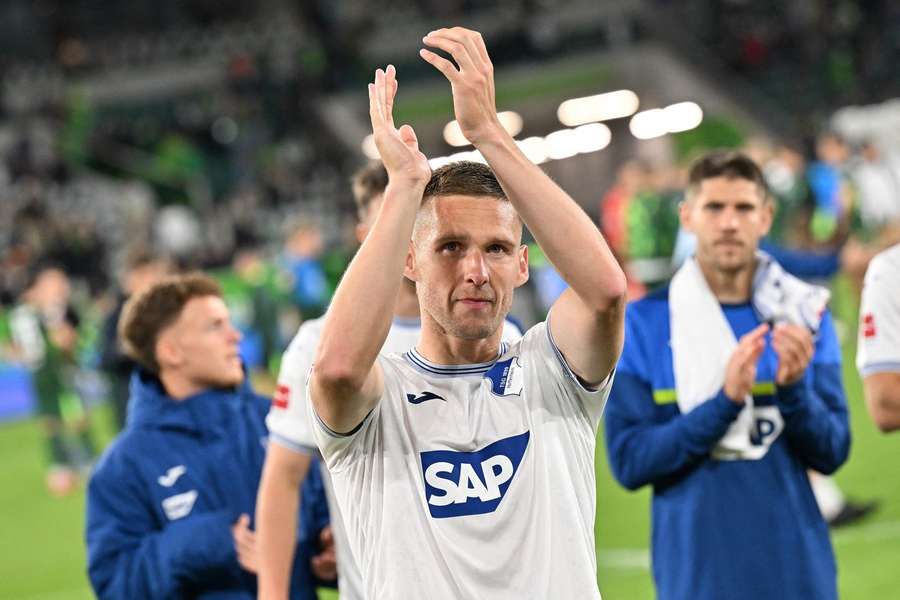 Pavel Kadeřábek se blýskl v dresu Hoffenheimu parádním gólem. Pavel Kadeřábek se blýskl v dresu Hoffenheimu parádním gólem.