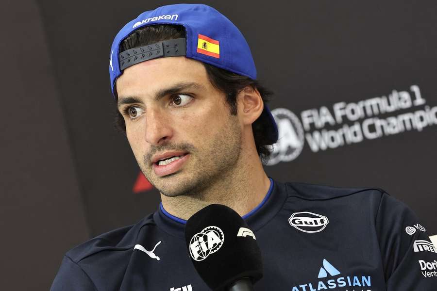 Carlos Sainz é um dos muitos que gostariam de ver o regresso dos motores V10.