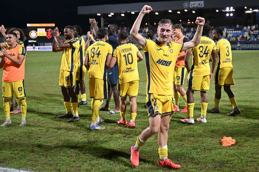 Tom Pouilly après la victoire de Pau contre Reims