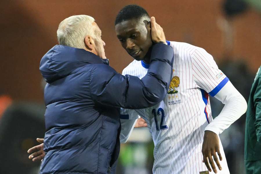 Deschamps et Kolo Muani lundi soir.