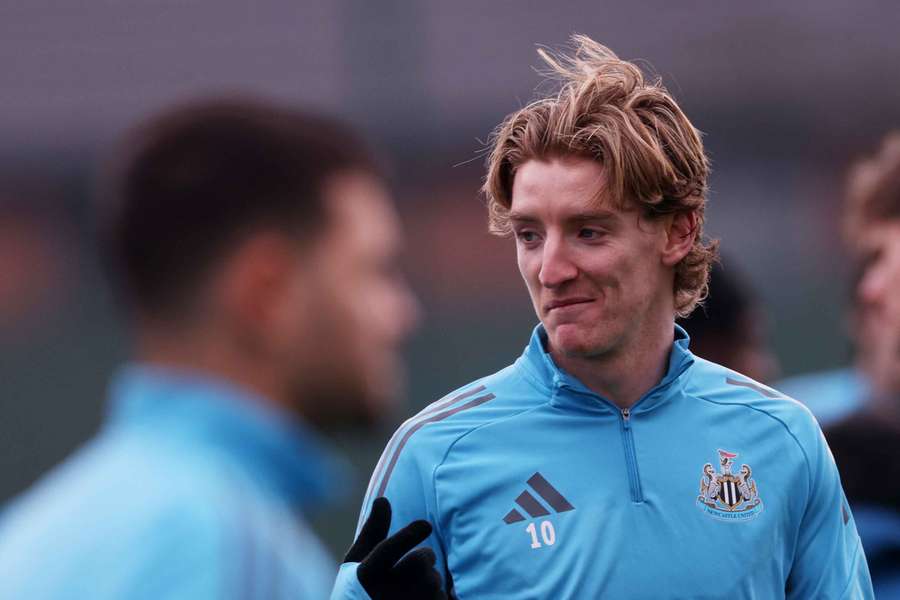 Manchester United de olho no ponta Gordon, do Newcastle