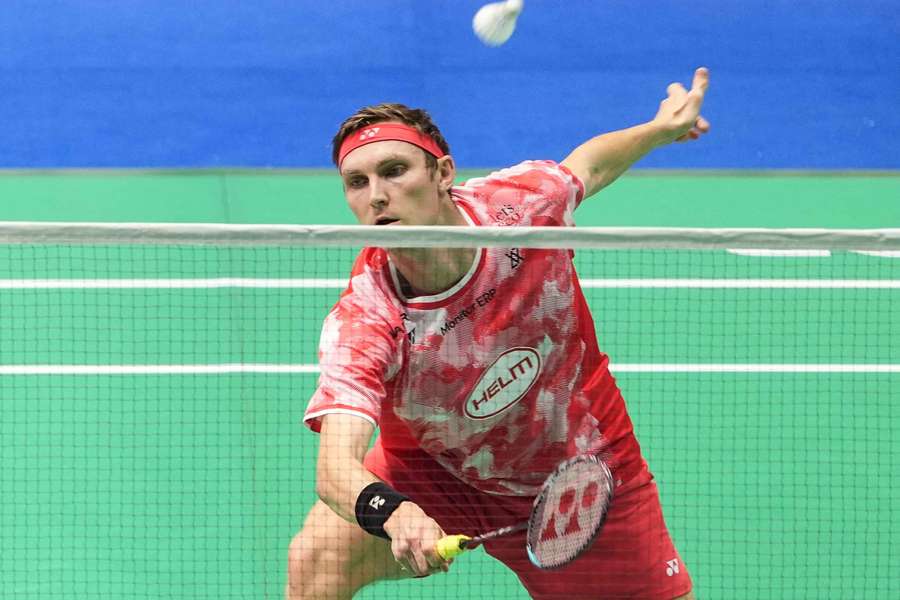 Suveræne Axelsen kører japaner over i Denmark Open-åbning