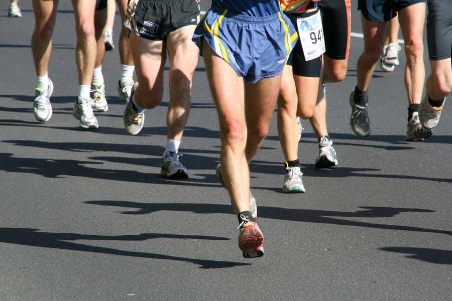 Corredor morre após desmaiar durante a Maratona de Londres