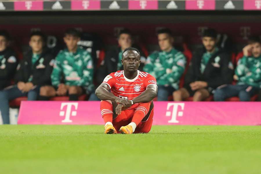 Sadio Mane leg injury 'not too bad' ahead of World Cup