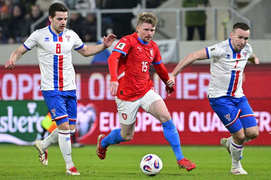 Pavel Šulc by proti Gibraltaru mohl vytvářet servis pro Patrika Schicka.