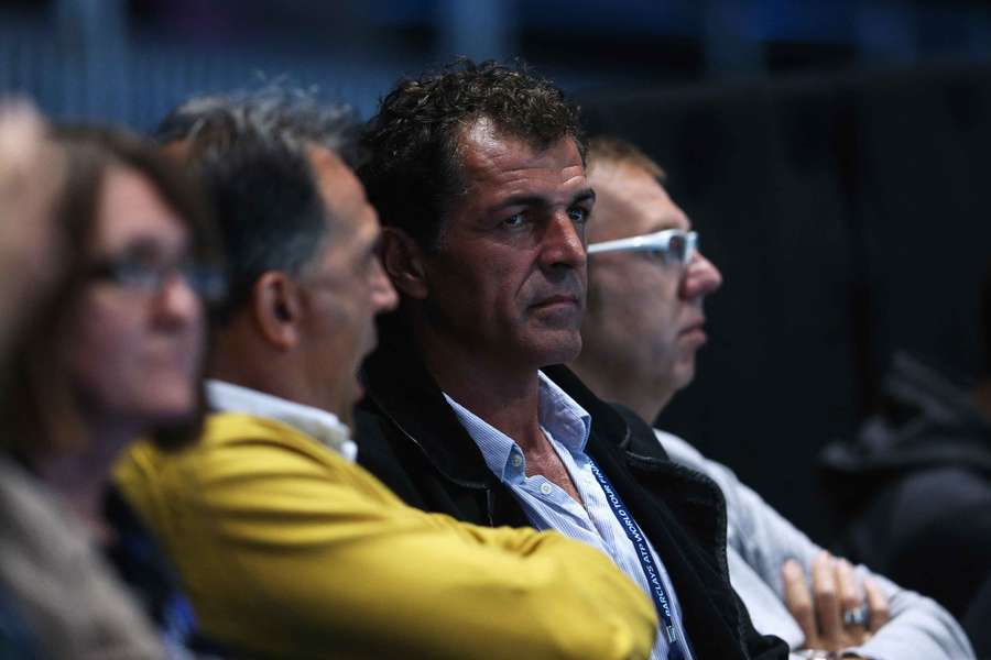 Miguel Ángel Nadal, en un partido de tenis como espectador