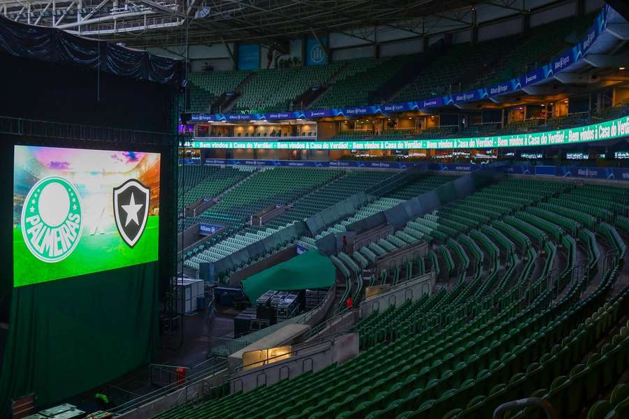 Parte da arquibancada do Allianz Parque estava coberta no jogo mais importante do Brasileirão