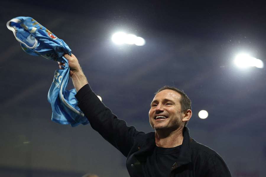 Lampard festeja com o Coventry