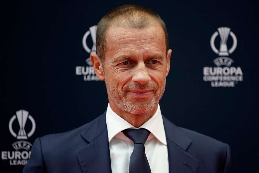 UEFA acordă mai mulți bani anumitor cluburi UEFA acordă mai mulți bani anumitor cluburi
