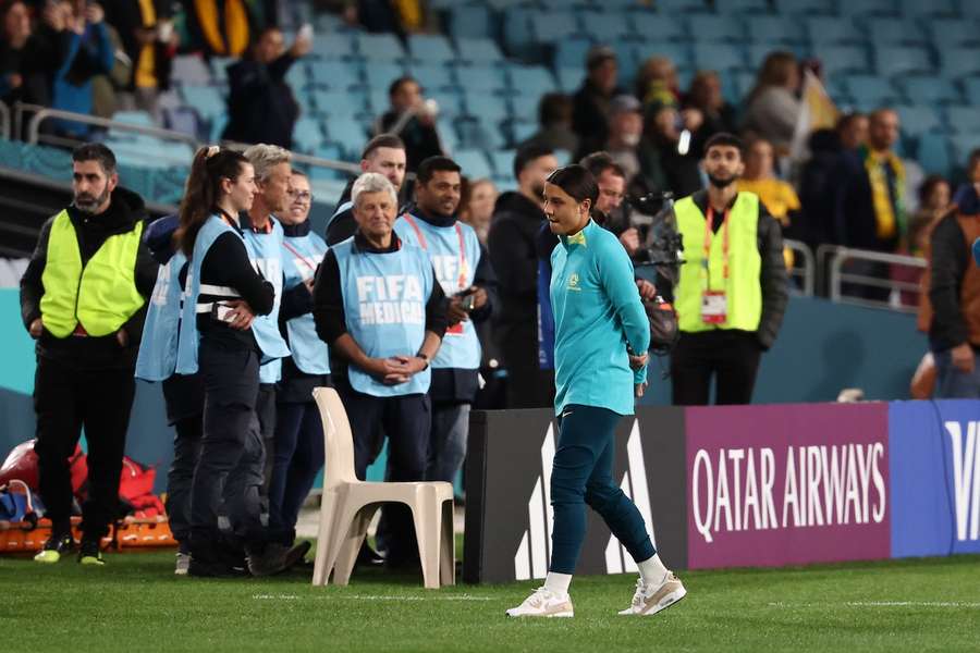 Frauen-WM: Australien-Star Kerr darf nur zuschauen beim Spiel ihrer Australierinnen gegen Irland.