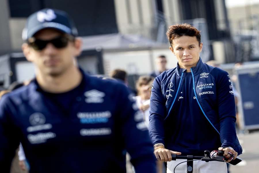 Williams driver Albon needed ventilator treatment after surgery