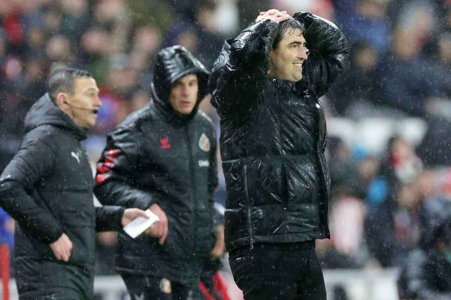 Bournemouth boss Iraola furious with Sunderland defeat: Ref lost complete control Bournemouth boss Iraola furious with Sunderland defeat: Ref lost complete control