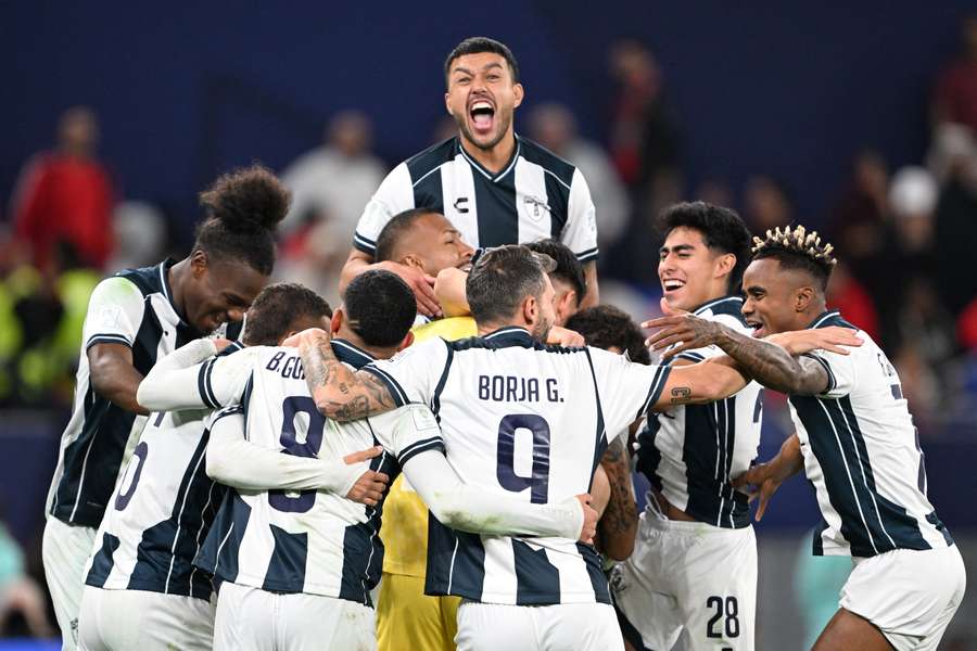 Pachuca celebra el pase a la final.