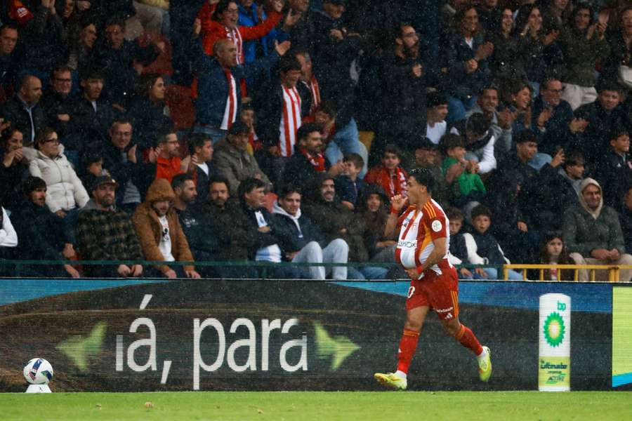 AFS venceu o campeão FC Porto, mas acabou em último lugar