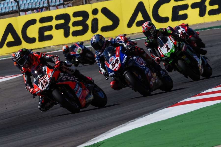 Os treinos livres desta sexta-feira, no Algarve, marcam o arranque oficial da temporada de MotoGP