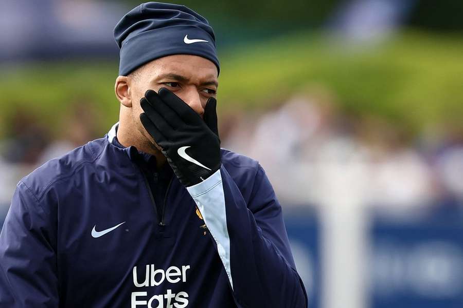 Kylian Mbappé à l'entraînement avec les Bleus.