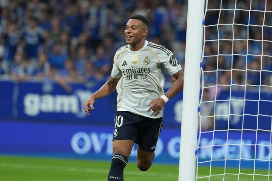 L'esultanza di Mbappé
