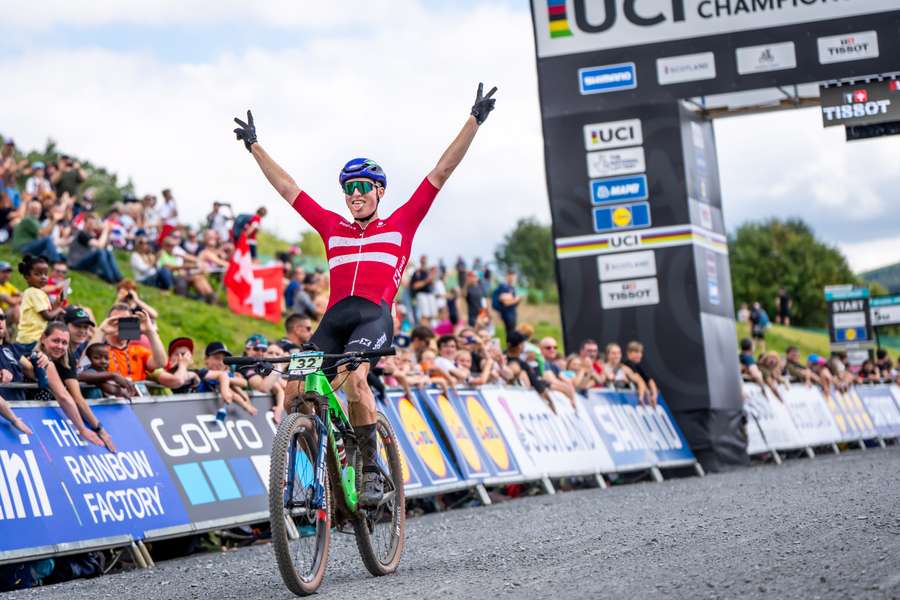Lidl-Trek heeft het Deense wielertalent Albert Philipsen gecontracteerd