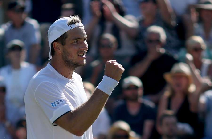 Struff celebrates against Medvedev