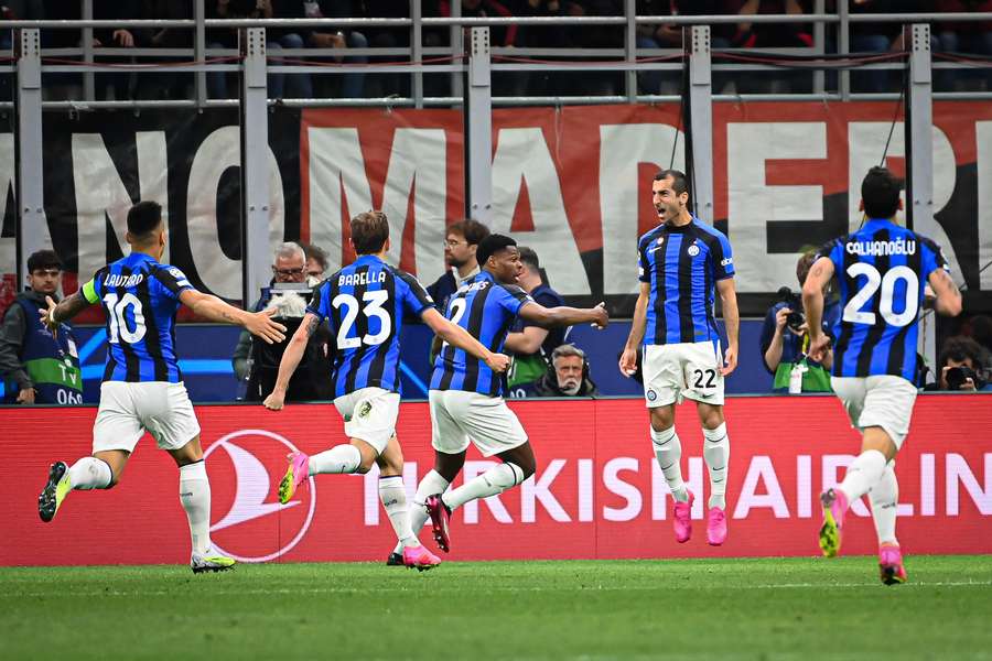 Henrikh Mkhitaryan scored the second for Inter in the 11th minute