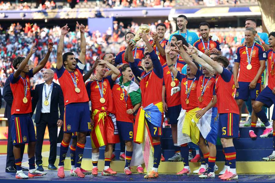 Spanien feiert den zweiten WM-Titel seiner Geschichte Spanien feiert den zweiten WM-Titel seiner Geschichte