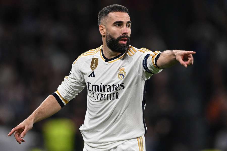 Dani Carvajal raakte geblesseerd in de LaLiga-wedstrijd tegen Granada