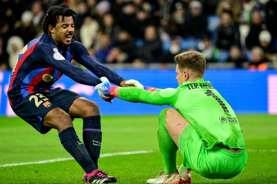 Ter Stegen e Koundé são pilares do sistema defensivo do Barça