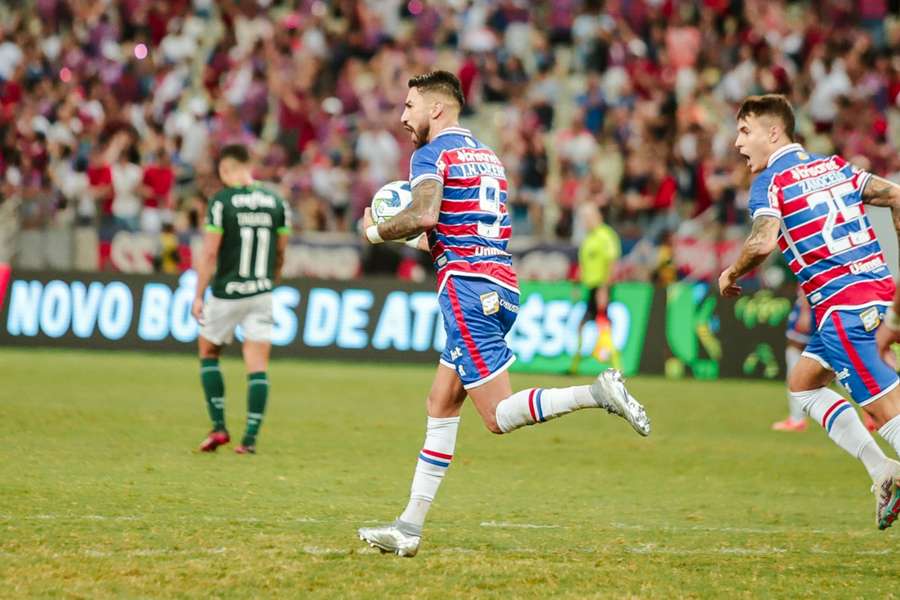 Lucero fez o gol único da partida