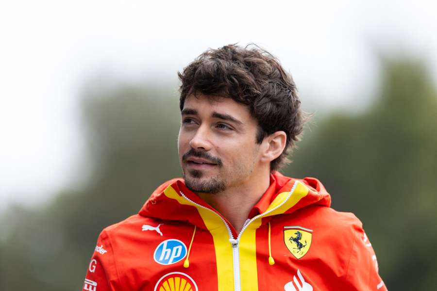 Charles Leclerc, da Ferrari, está em terceiro lugar na classificação de pilotos