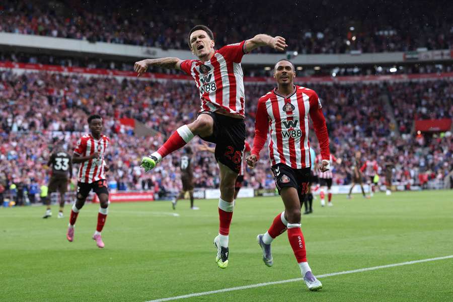 Le Fee celebrates his late equaliser