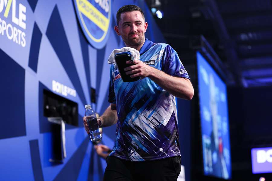 Luke Humphries was victorious against Dave Chisnall