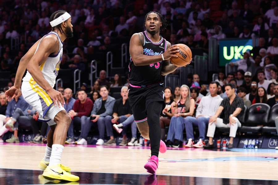 Los Heat ganan en casa a Golden State Los Heat ganan en casa a Golden State