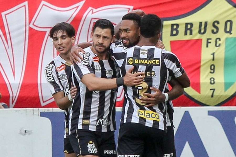 Wendel Silva anotou um golaço em Brusque 0x1 Santos