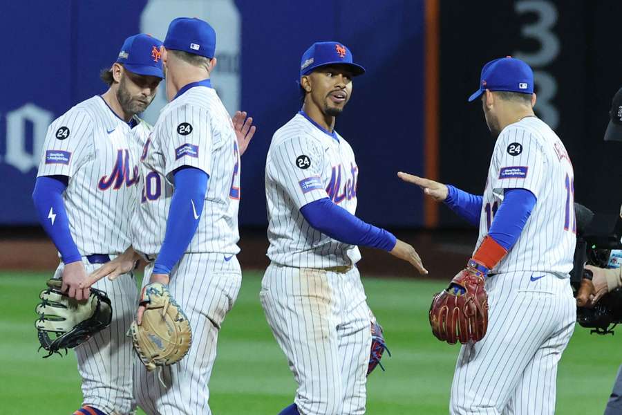 The Mets celebrate their victory