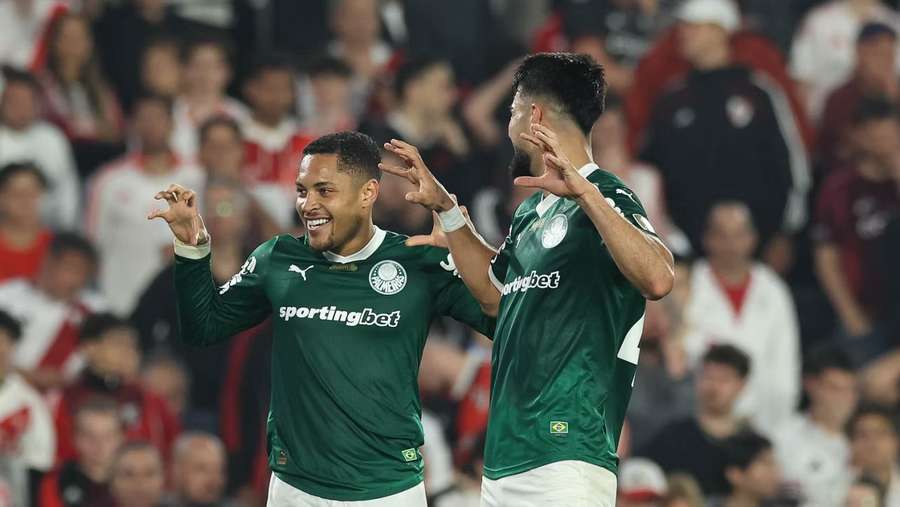 Vitor Roque fez o segundo gol do Palmeiras