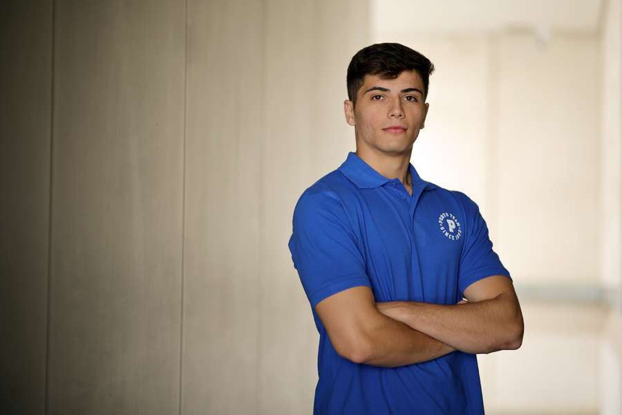 Antonio Martínez já veste de azul