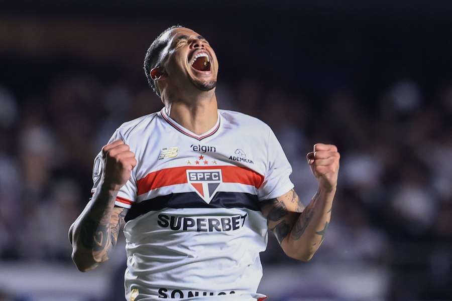 São Paulo quer manter invencibilidade histórica sobre o Vitória no Morumbis São Paulo quer manter invencibilidade histórica sobre o Vitória no Morumbis