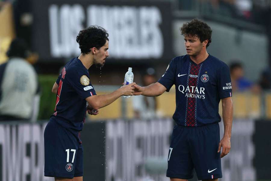 Le milieu du PSG clinique ce soir.